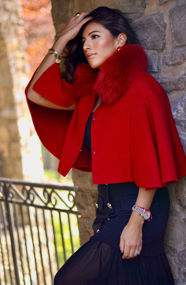 Short Princess Capelet