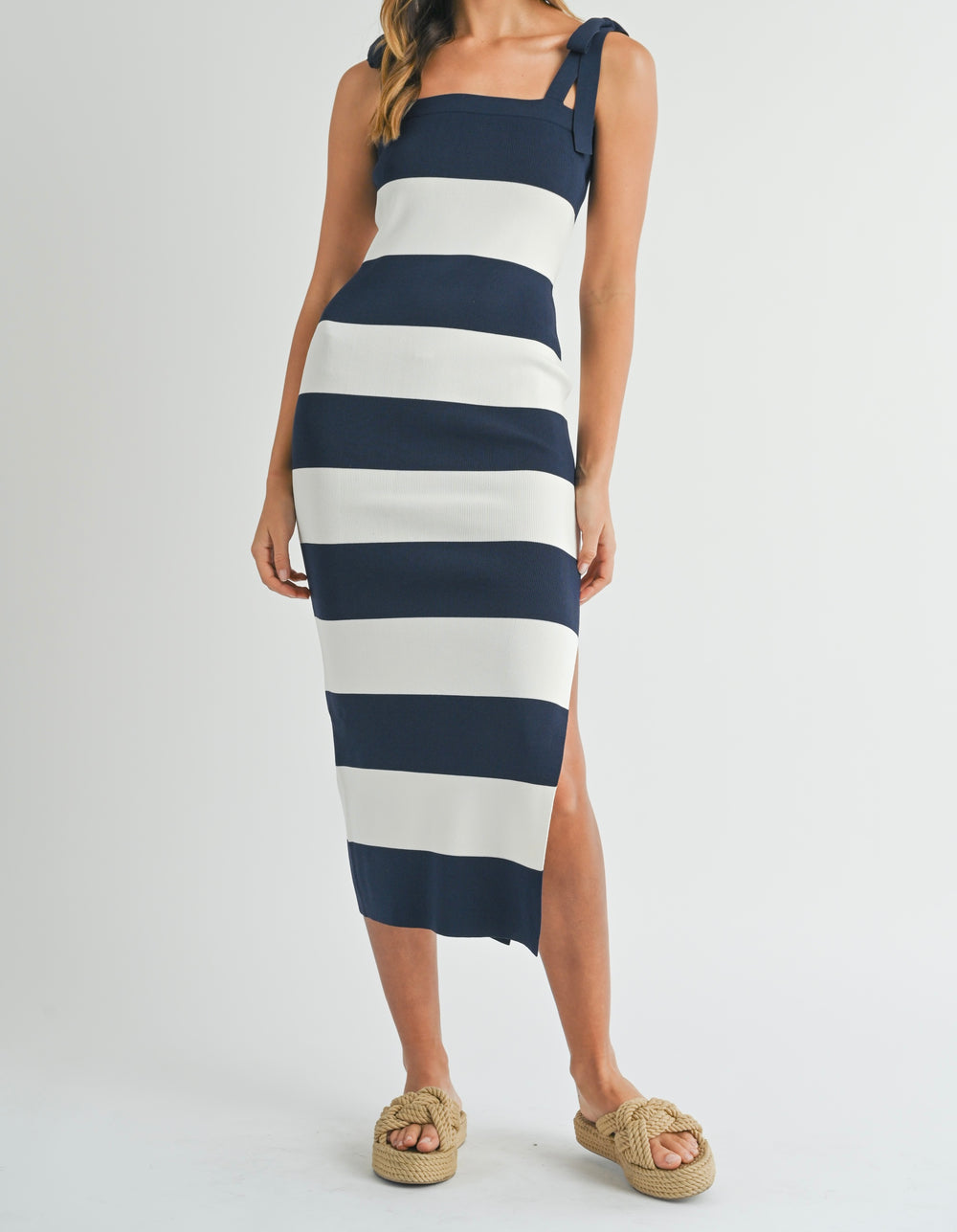 Bow shoulder stripe maxi dress