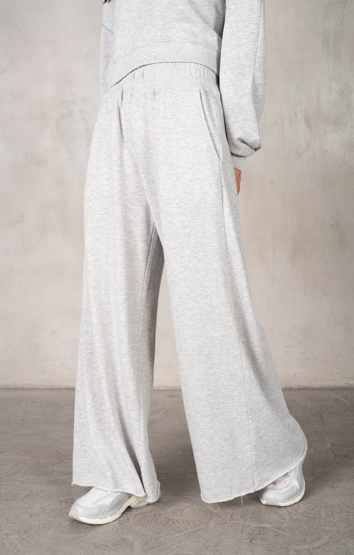 Matching Rib Semi Cropped Sweatshirt with Wide Oversized Sweatpants